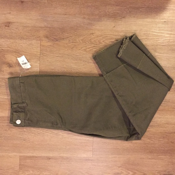 GAP Wide Leg High Rise Chino Size 2 - Picture 3 of 8